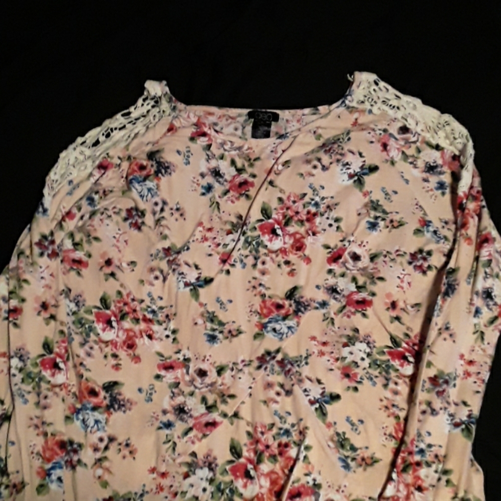 Pink floral top